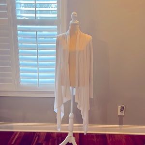 Lululemon yoga wrap/kimono ivory size 8